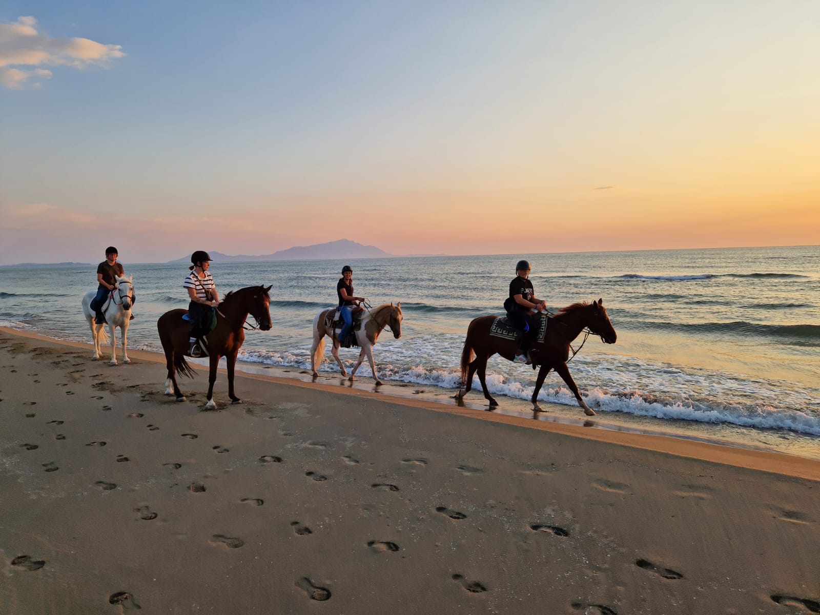 Cavalcata + pilates sulla spiaggia